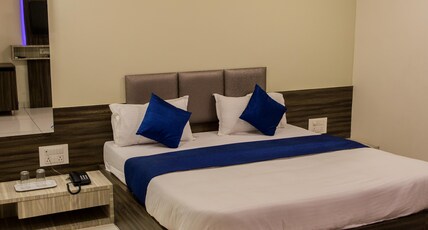 Hotel The Gulmohar Inn Room Type - Deluxe Room Hotel The Gulmohar Inn Room Type - Deluxe Room