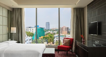 Renaissance Bengaluru Race Course Hotel Room Type - The Ren Suite, Executive lounge access, 1 Bedroom Suite  