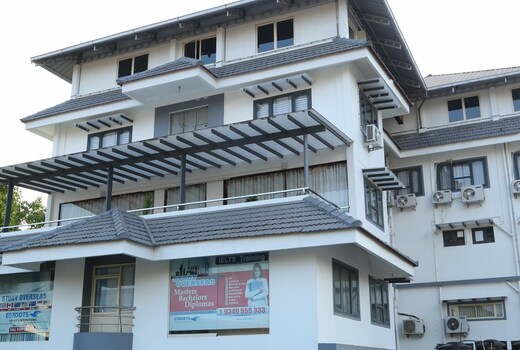Hazmi Inn