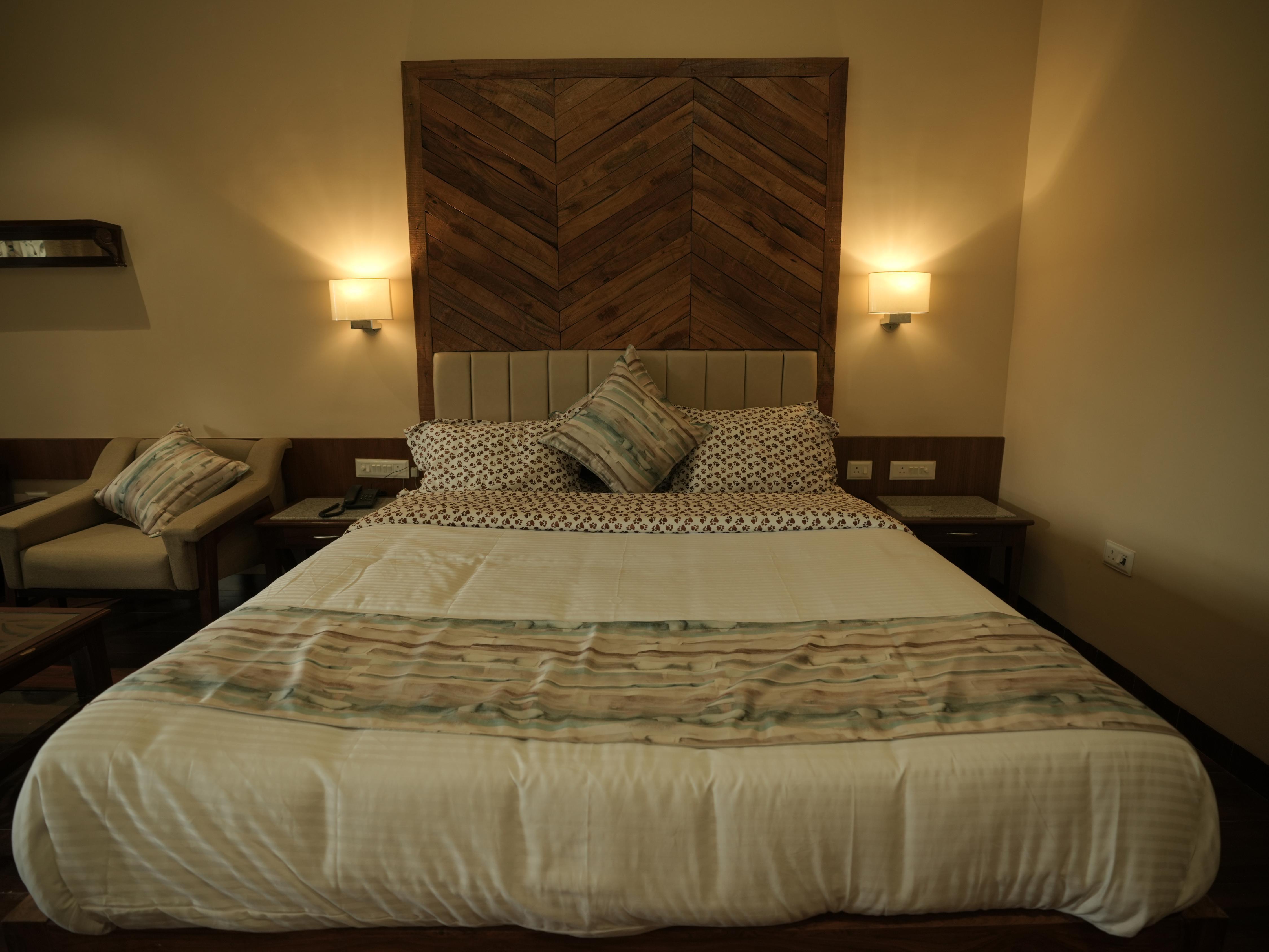 MPT Tourist Motel, Mandla - Tap to explore photos