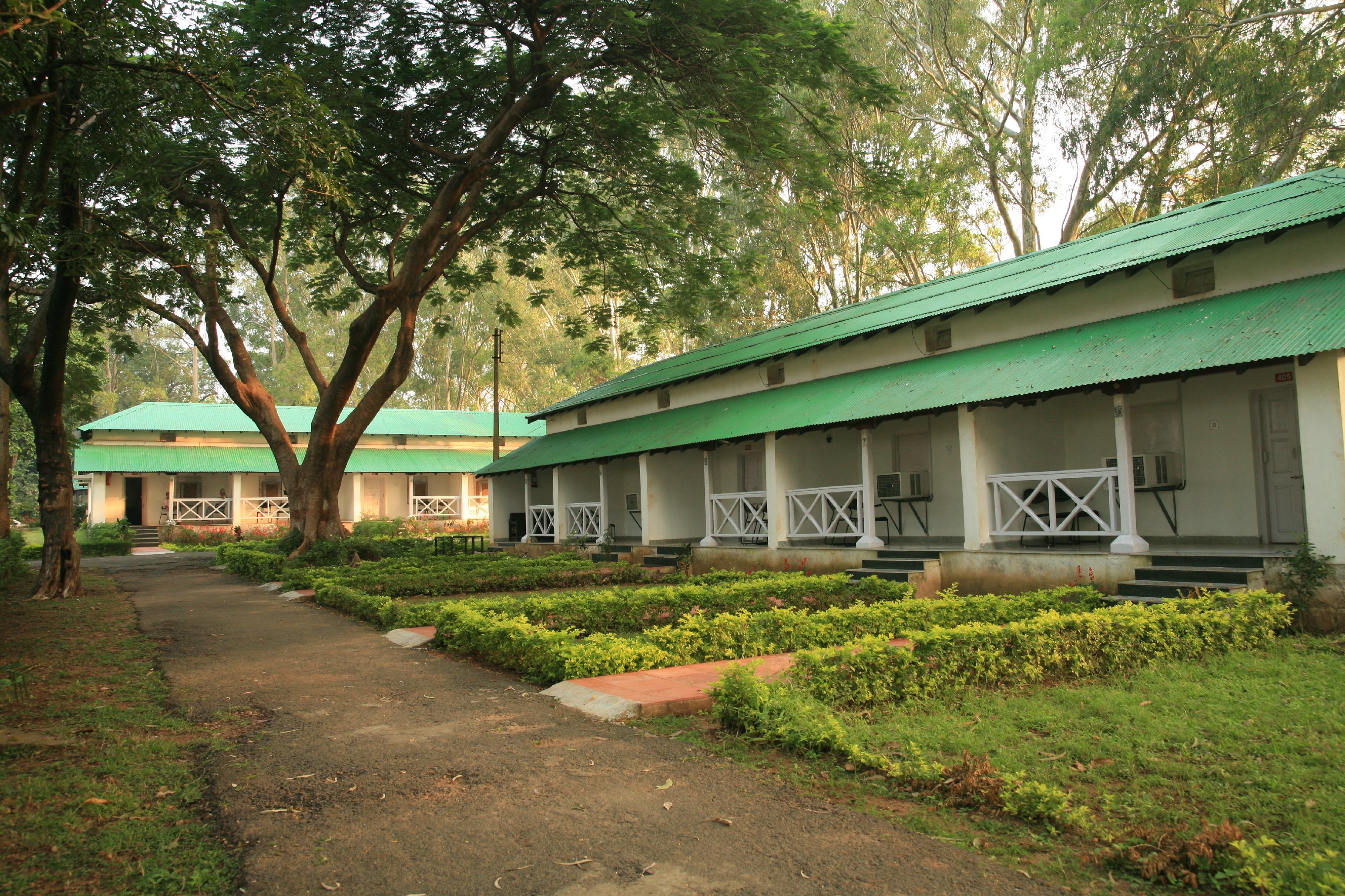 MPT Highlands, Pachmarhi (Nearby Market Area) - Tap to explore photos
