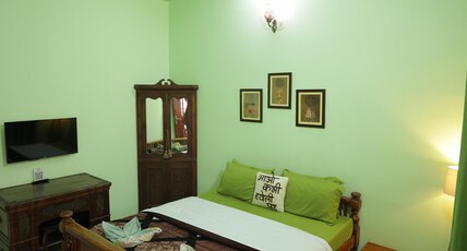 Harsidhi Haweli Room Type - Green Room