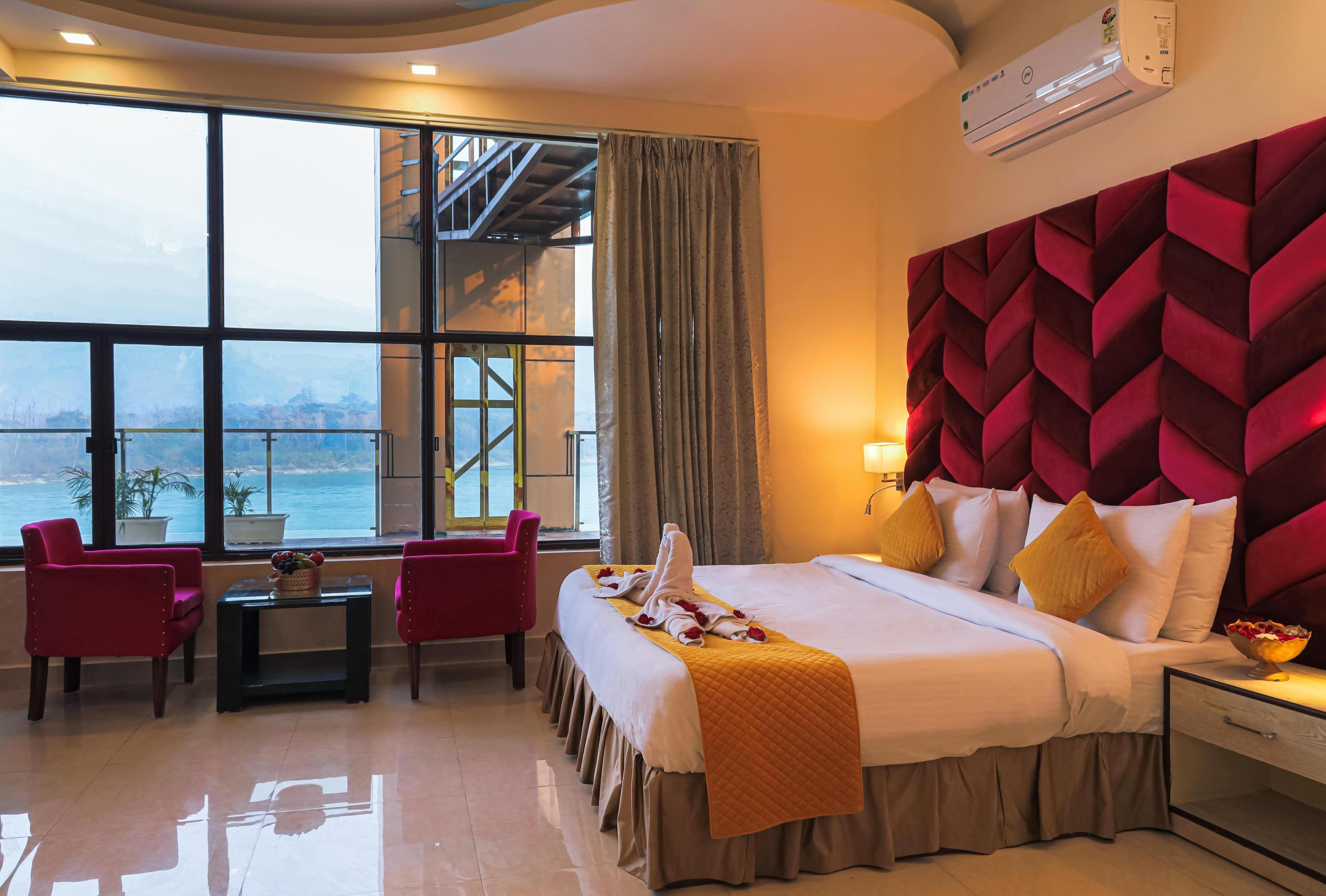 The Shanti Naturecure on Ganga Room Type - Family Suite with Ganga View