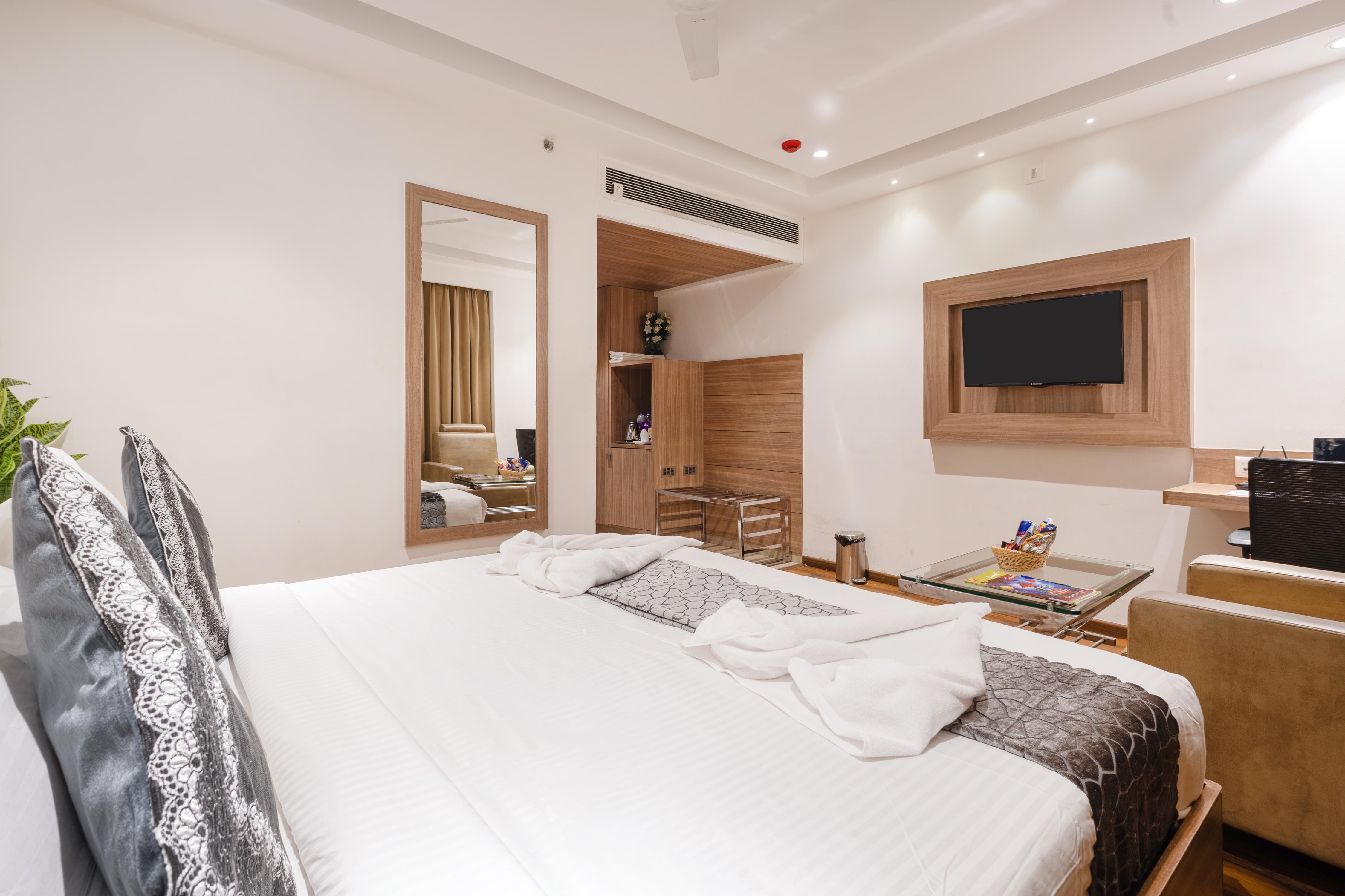 Hotel Southern Suites - Tada(Sri City-SEZ) - Tap to explore photos