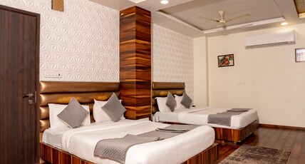 Hotel Sawamani and Restaurant Room Type - Suite Room