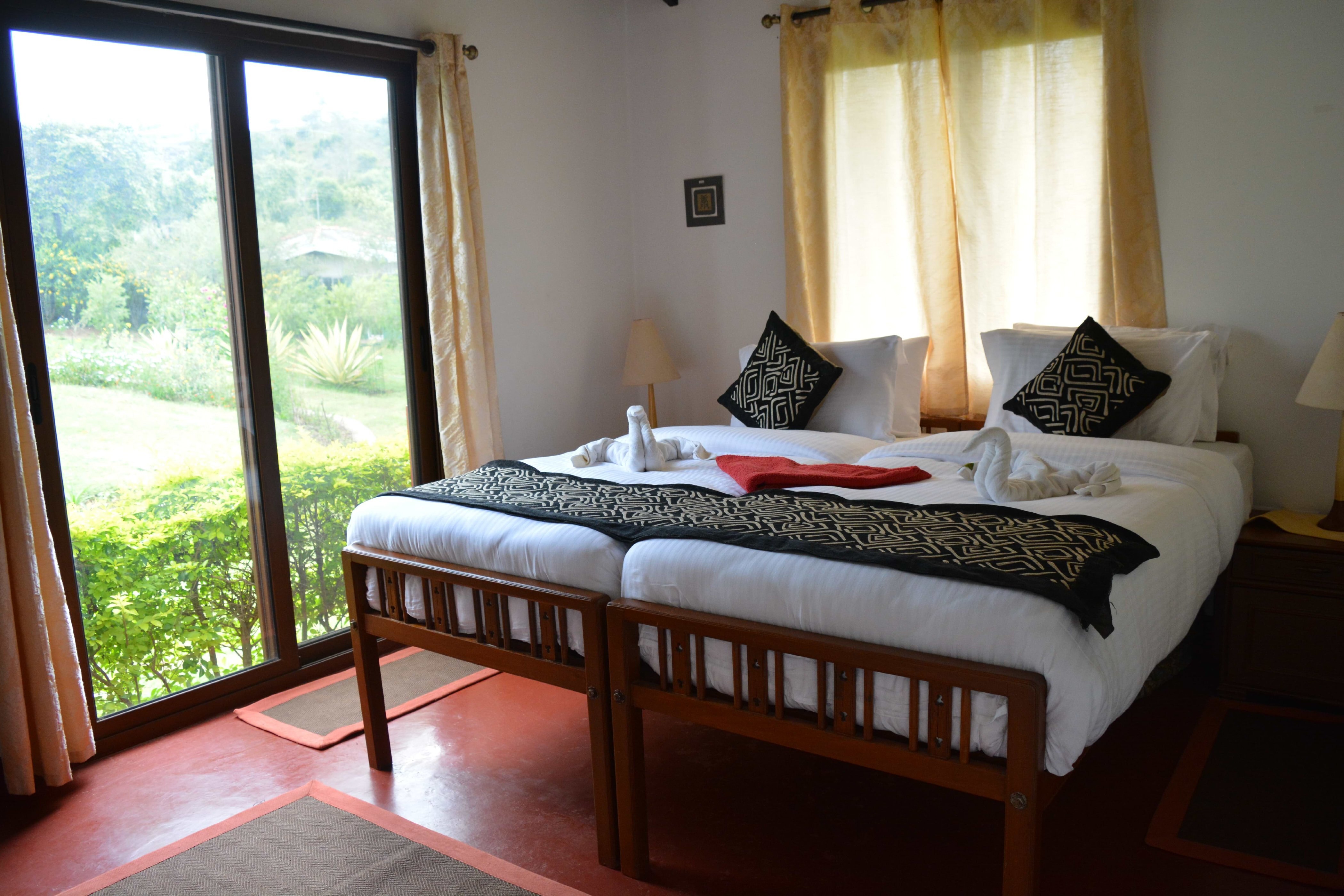 Garden Manor Homestay - Tap to explore photos