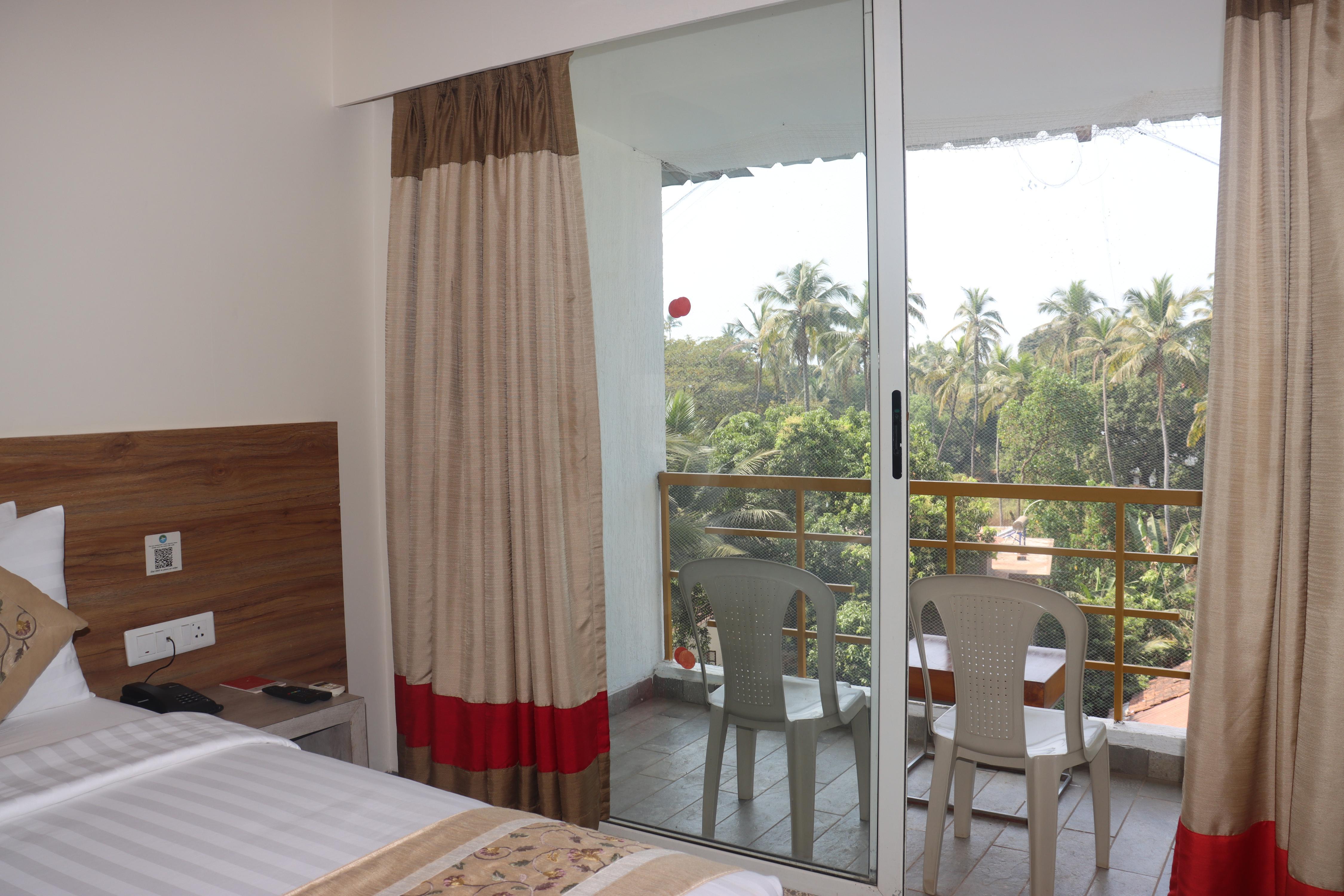 Turtle Beach Resort - Morjim - Tap to explore photos