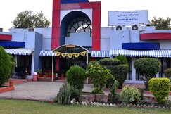 MPT Tourist Motel, Biaora