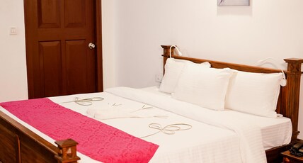 Marari Beach Palace | Pool & Homely Food Room Type - Deluxe Room