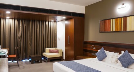 Sinq Prive Room Type - Luxury Deluxe Room with Bathtub