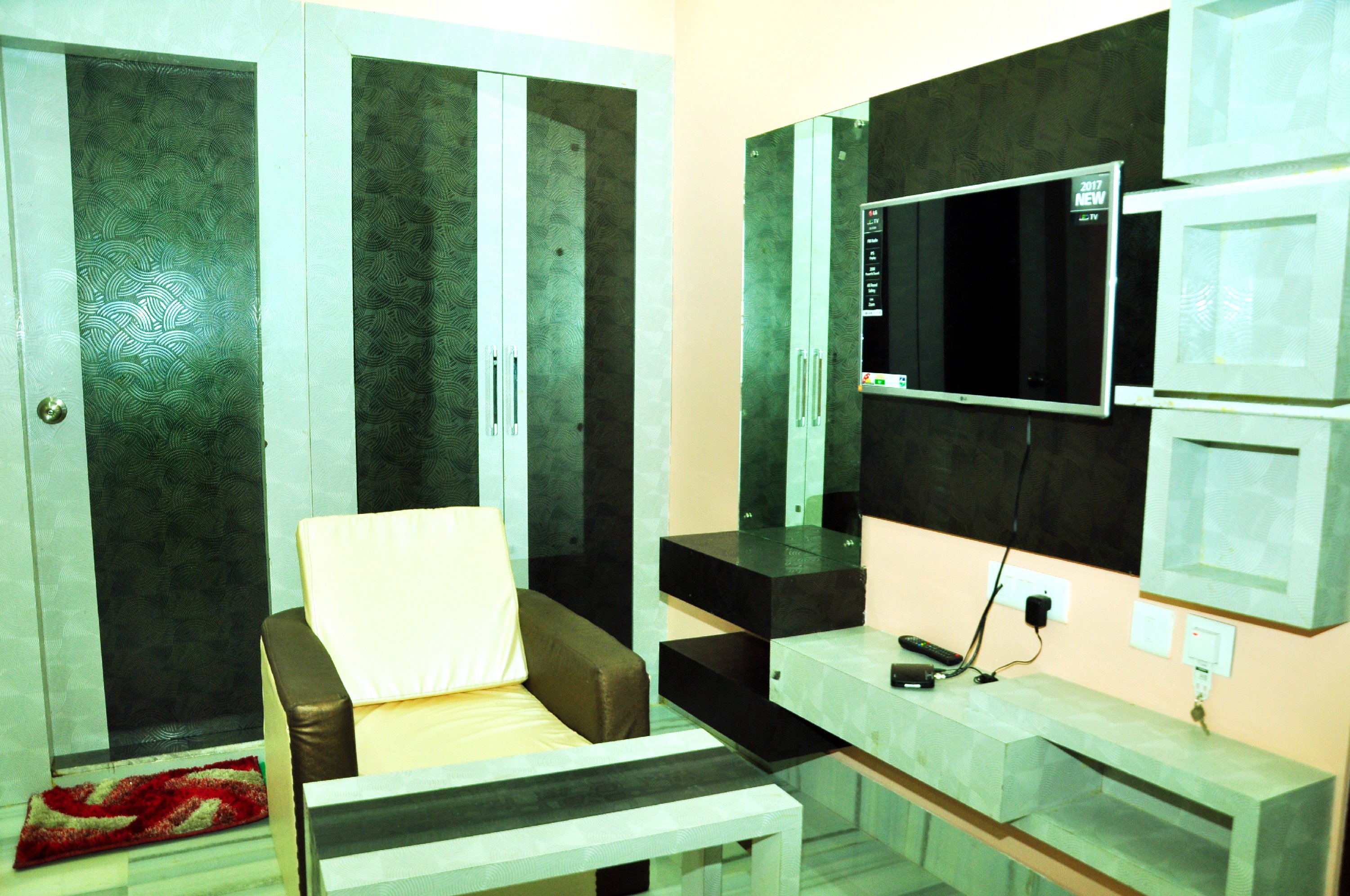 Hotel Muskan Palace Room Type - Deluxe Room