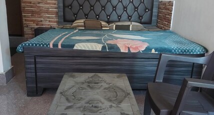 Paradise Homestay | Rooms & Caretaker Room Type - Deluxe Room