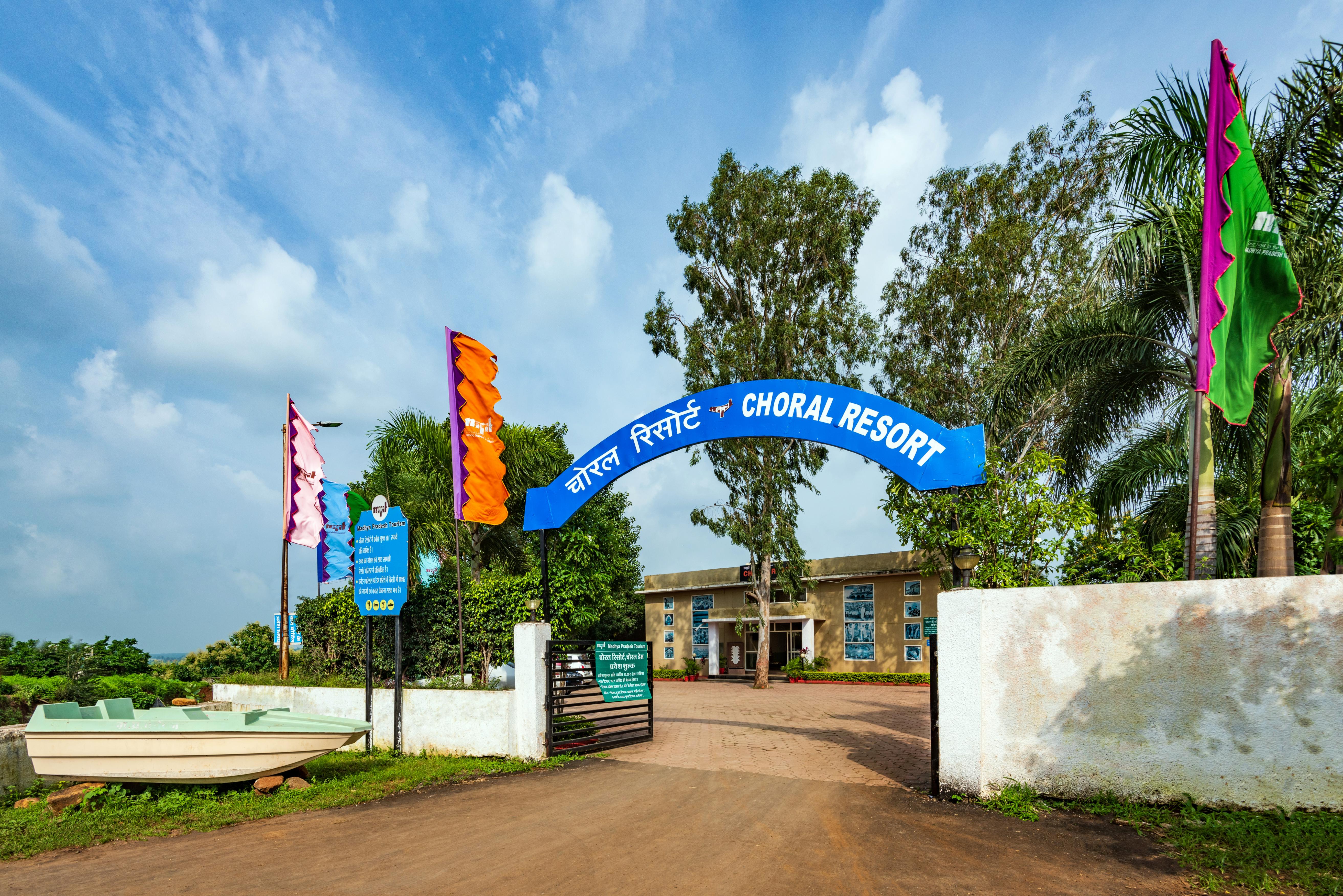 MPT Choral Resort, Choral