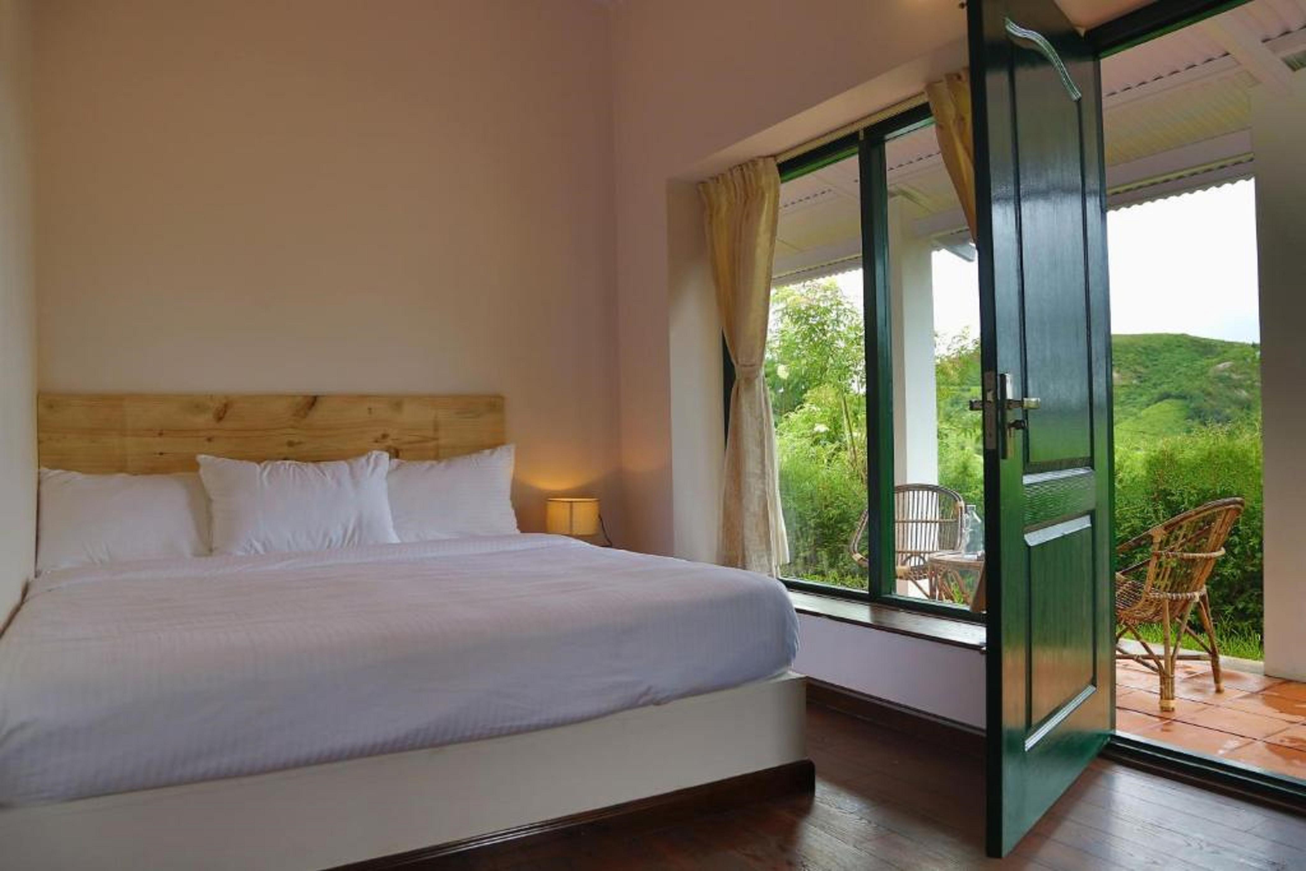 The Tamarillo | Bed and Breakfast Room Type - Deluxe Room with Garden View