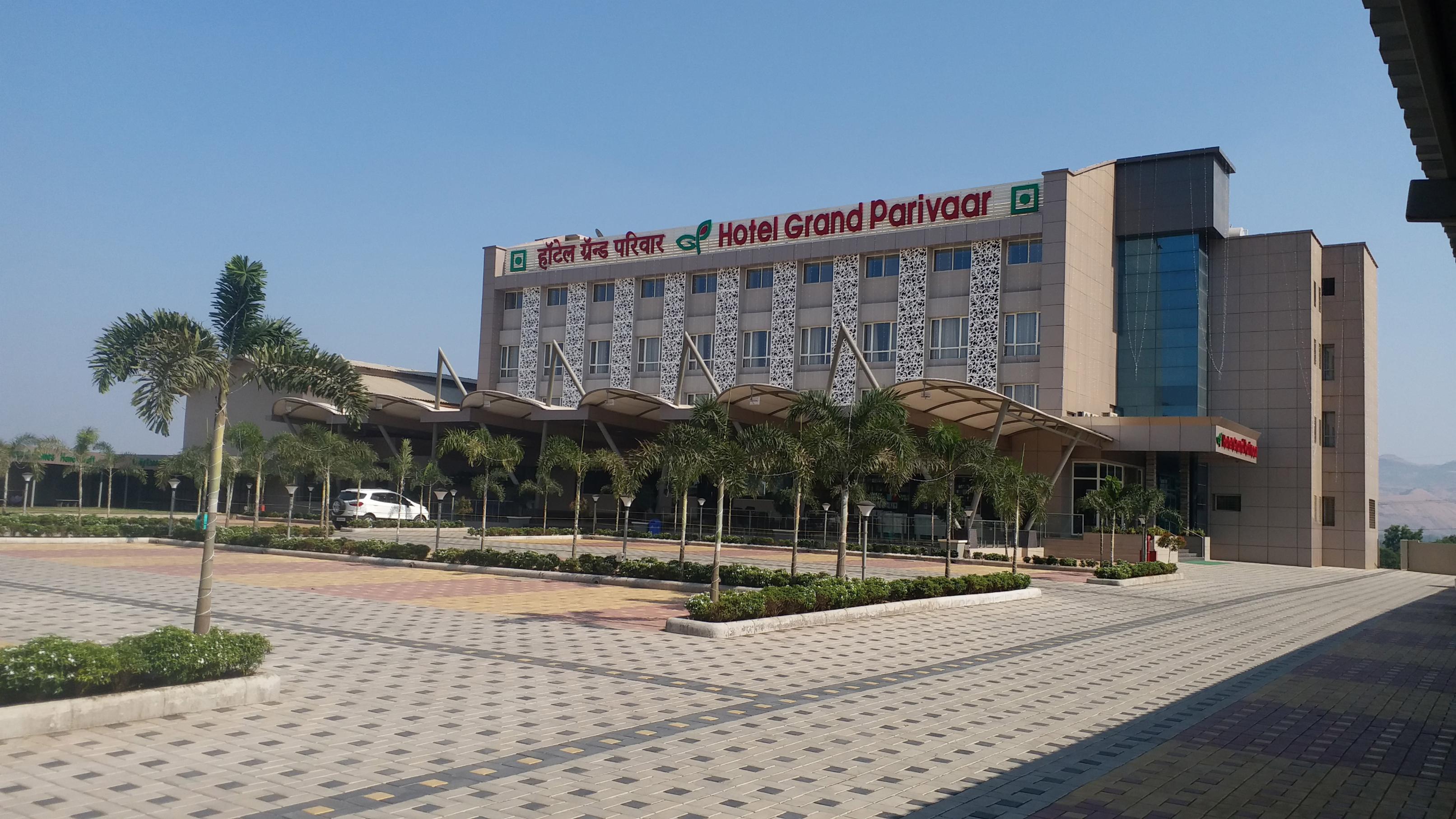 Hotel Grand Parivar