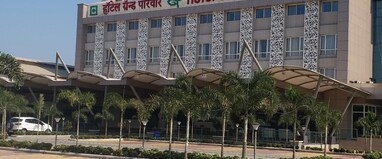 Hotel Grand Parivar