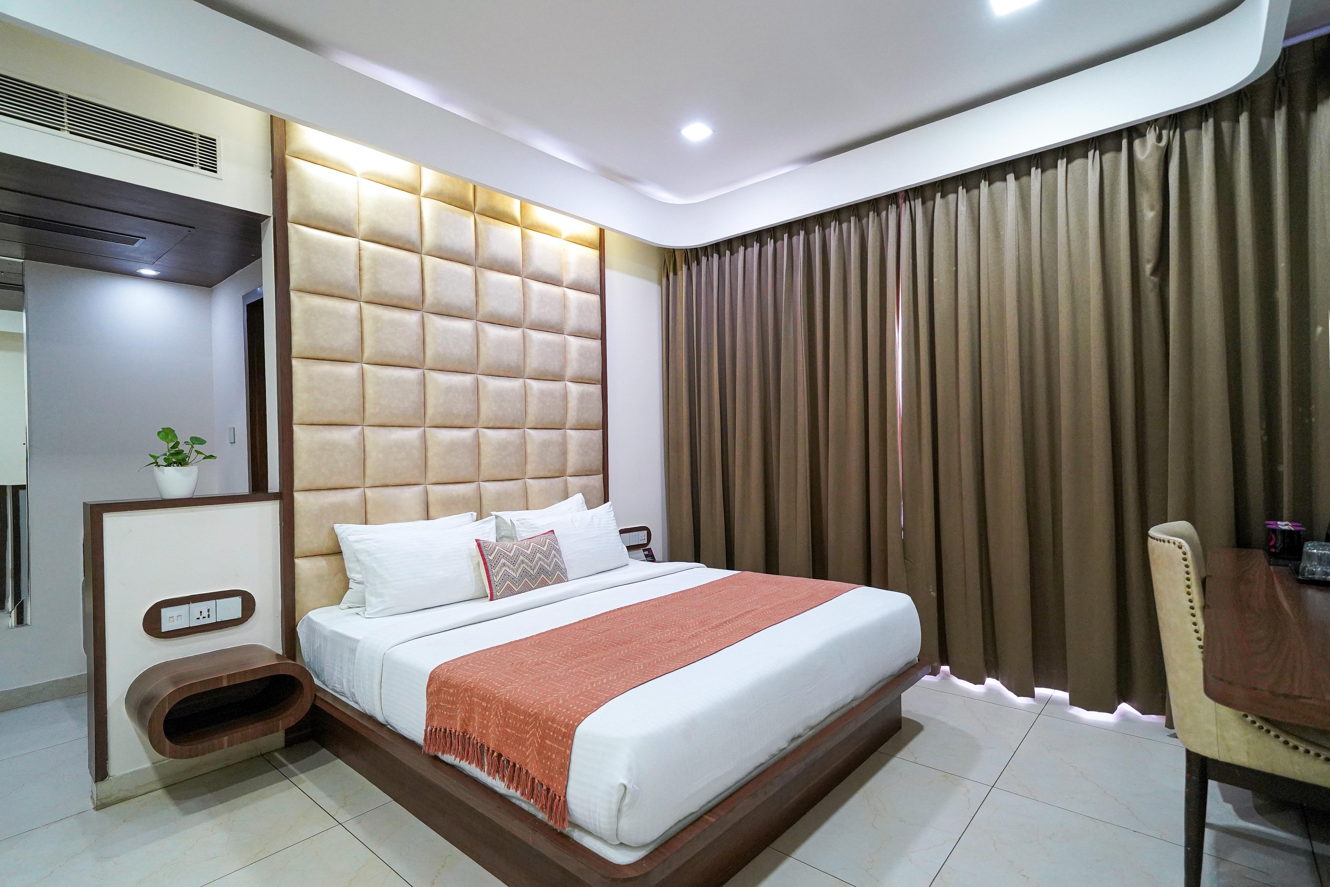 Olive Zip BTM Layout by Embassy Group Room Type - Deluxe Room