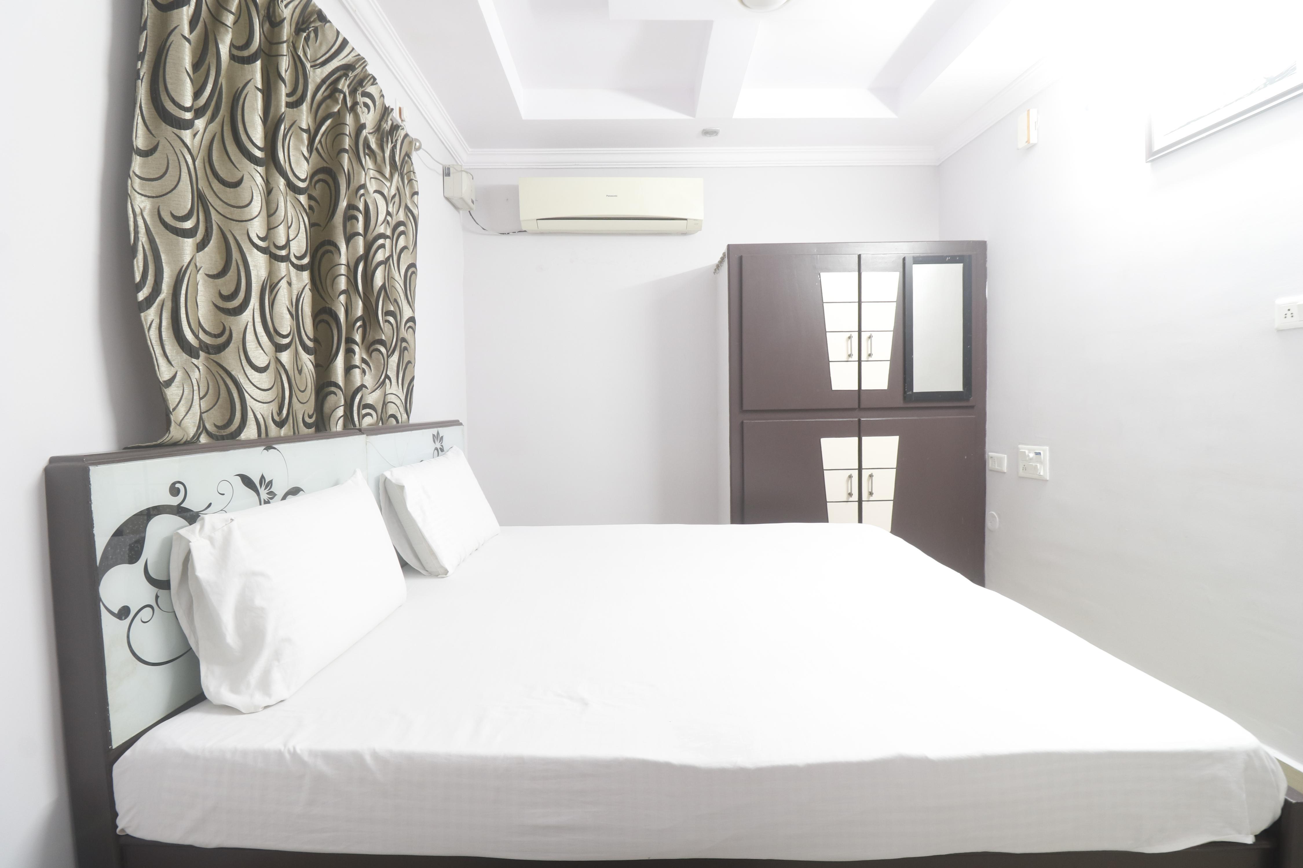 Hotel SV Residence Room Type - Standard AC Room