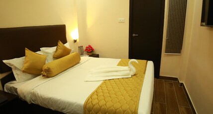 Sapphire Inn Room Type - Standard Double Bed Room Sapphire Inn Room Type - Standard Double Bed Room