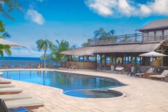 Sunset Reef Resort & Spa