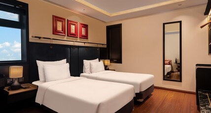Champton Hanoi Hotel Room Type - Junior Twin City View
