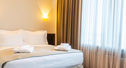 Royal Palace Hotel Room Type - Standard Double Room