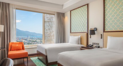 Hilton Da Nang Room Type - Double Queen Guest Room Ocean View High Floor