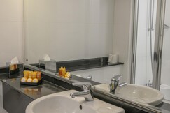 Normanton Park Hotel, Sure Hotel Collection by Best Western