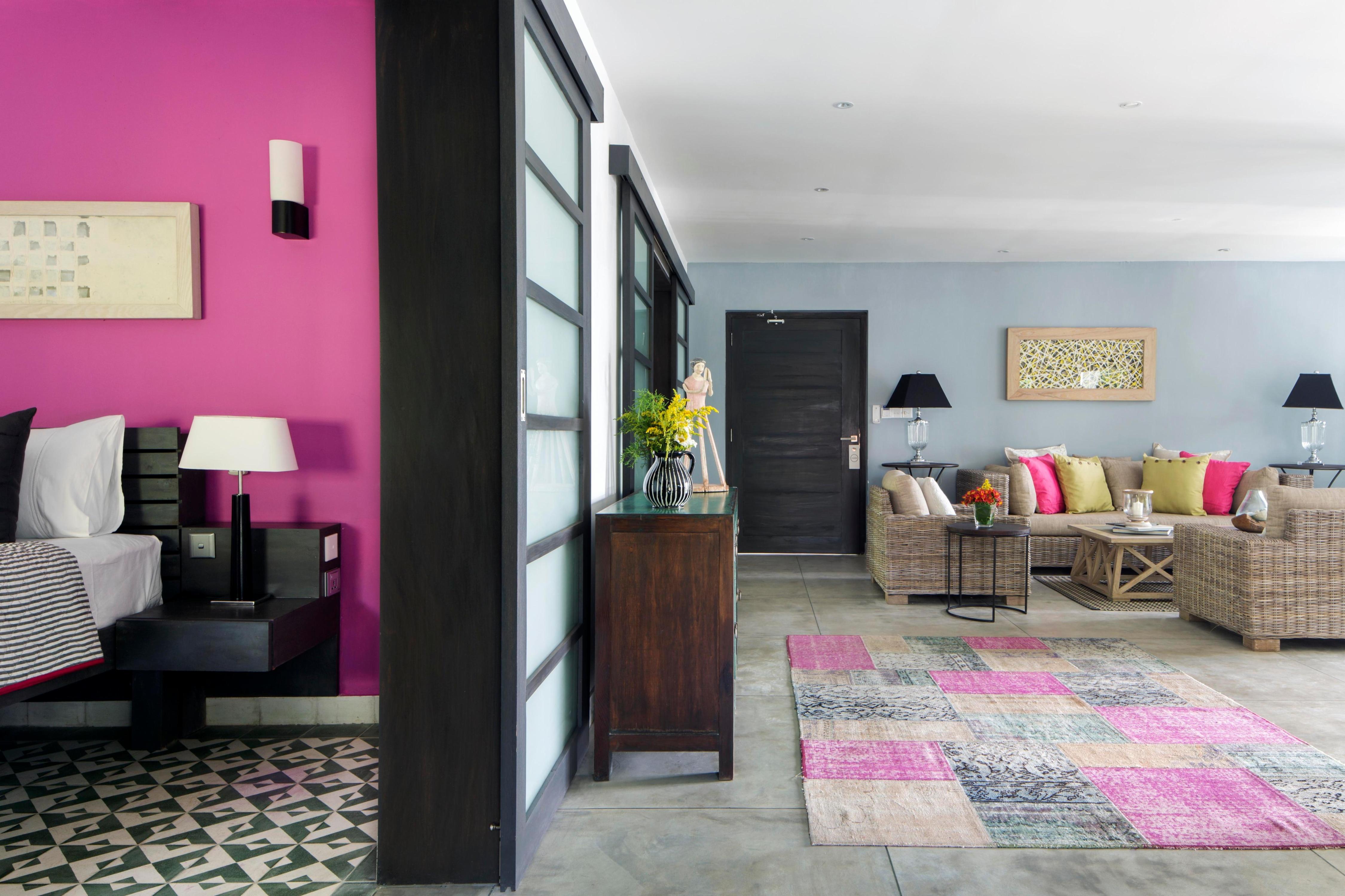 Owl and the Pussycat Hotel