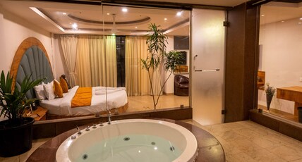 Grandeur De Sanchi- Luxury Beach Resort & Spa Room Type - Maharaja with Couple Jacuzzi Bathtub Grandeur De Sanchi- Luxury Beach Resort & Spa Room Type - Maharaja with Couple Jacuzzi Bathtub
