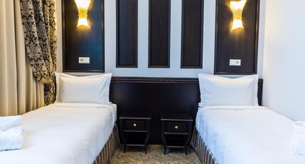 Royal Park Hotel Room Type - Twin Standard Room