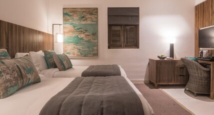 Kumu Beach Room Type - Twin Kumu Bedroom