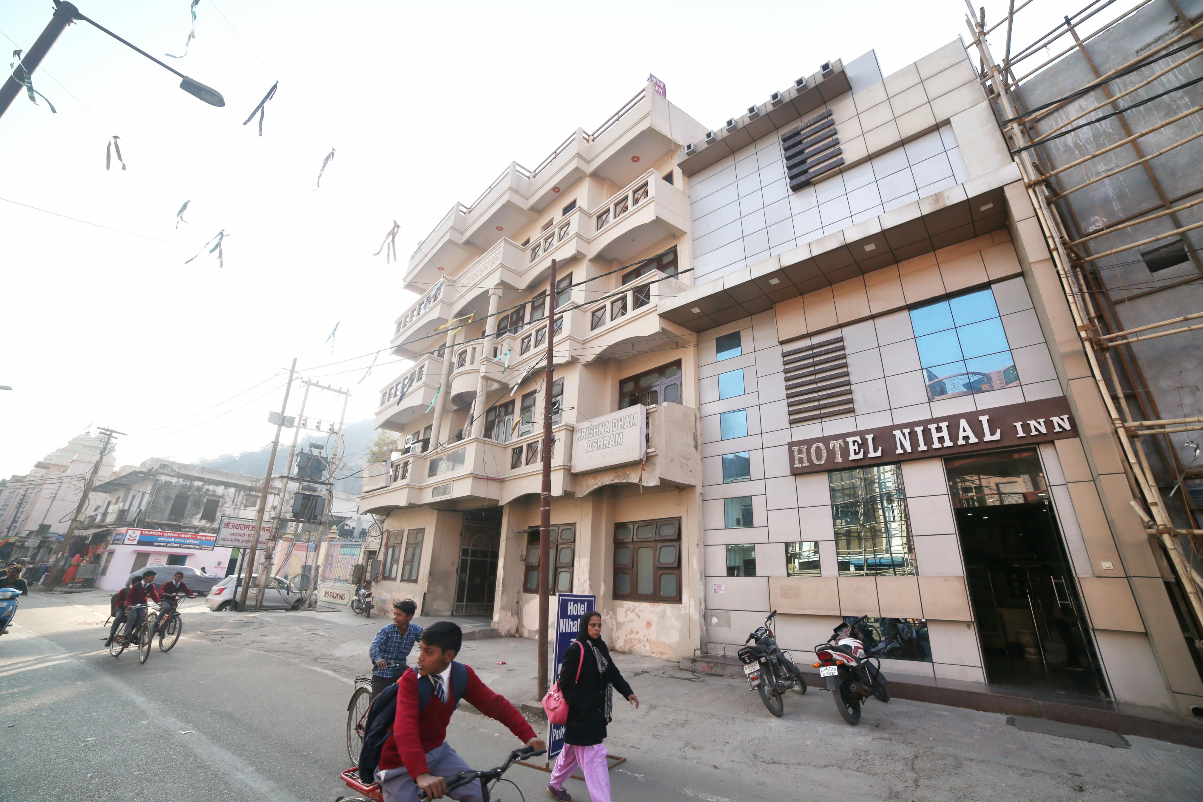 Hotel Nihal Inn - Tap to explore photos