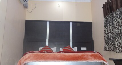 Hotel Kartik residency Room Type - AC super Deluxe Room