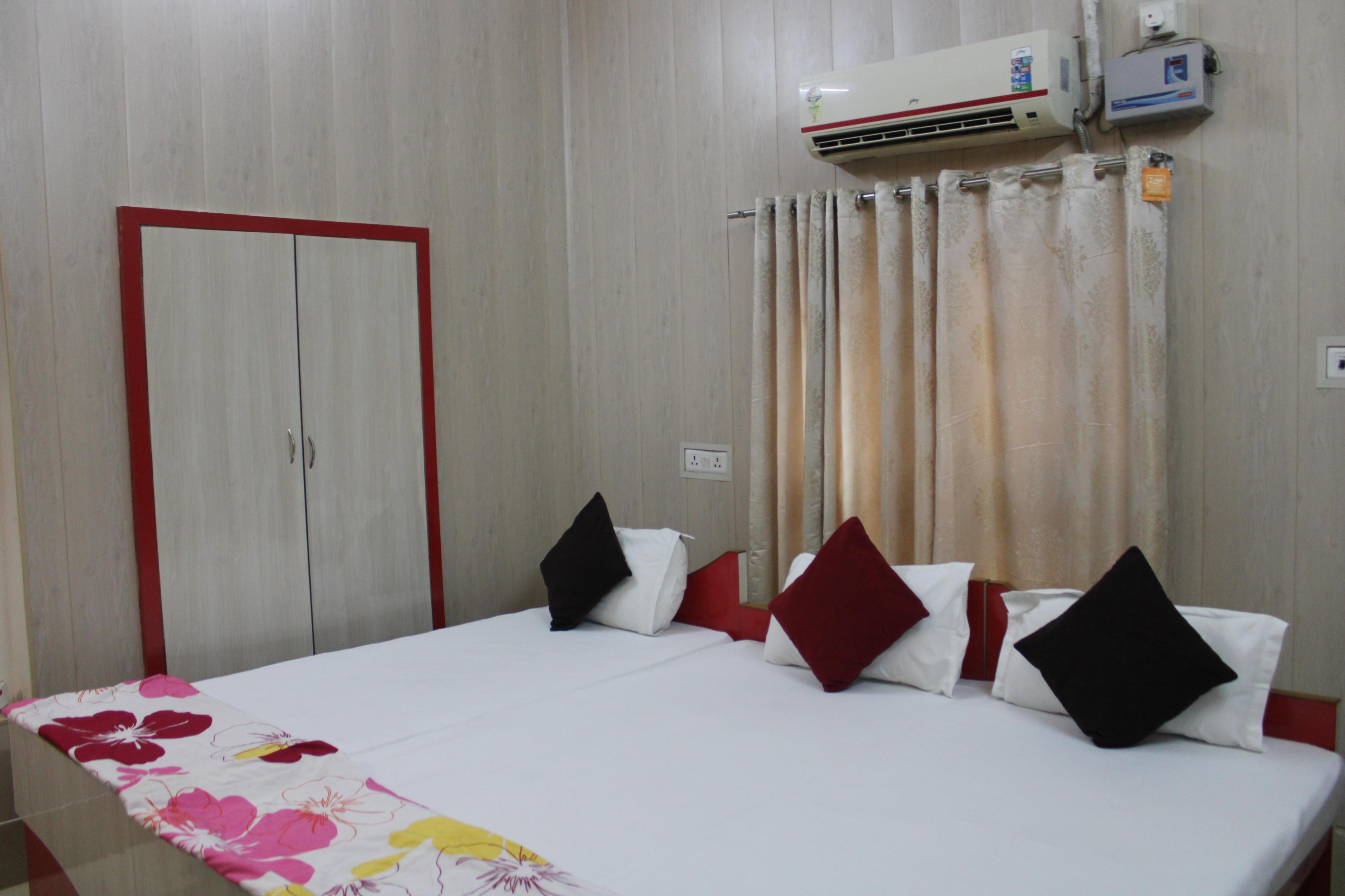 The Sunaina Room Type - Deluxe AC Room
