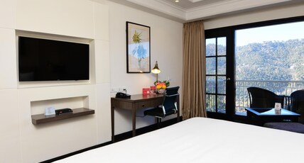 Ramada by Wyndham Kasauli Room Type - 1 King Bed Accessible Valley View Non Smoking