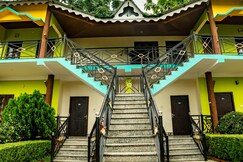Resort Trimurti