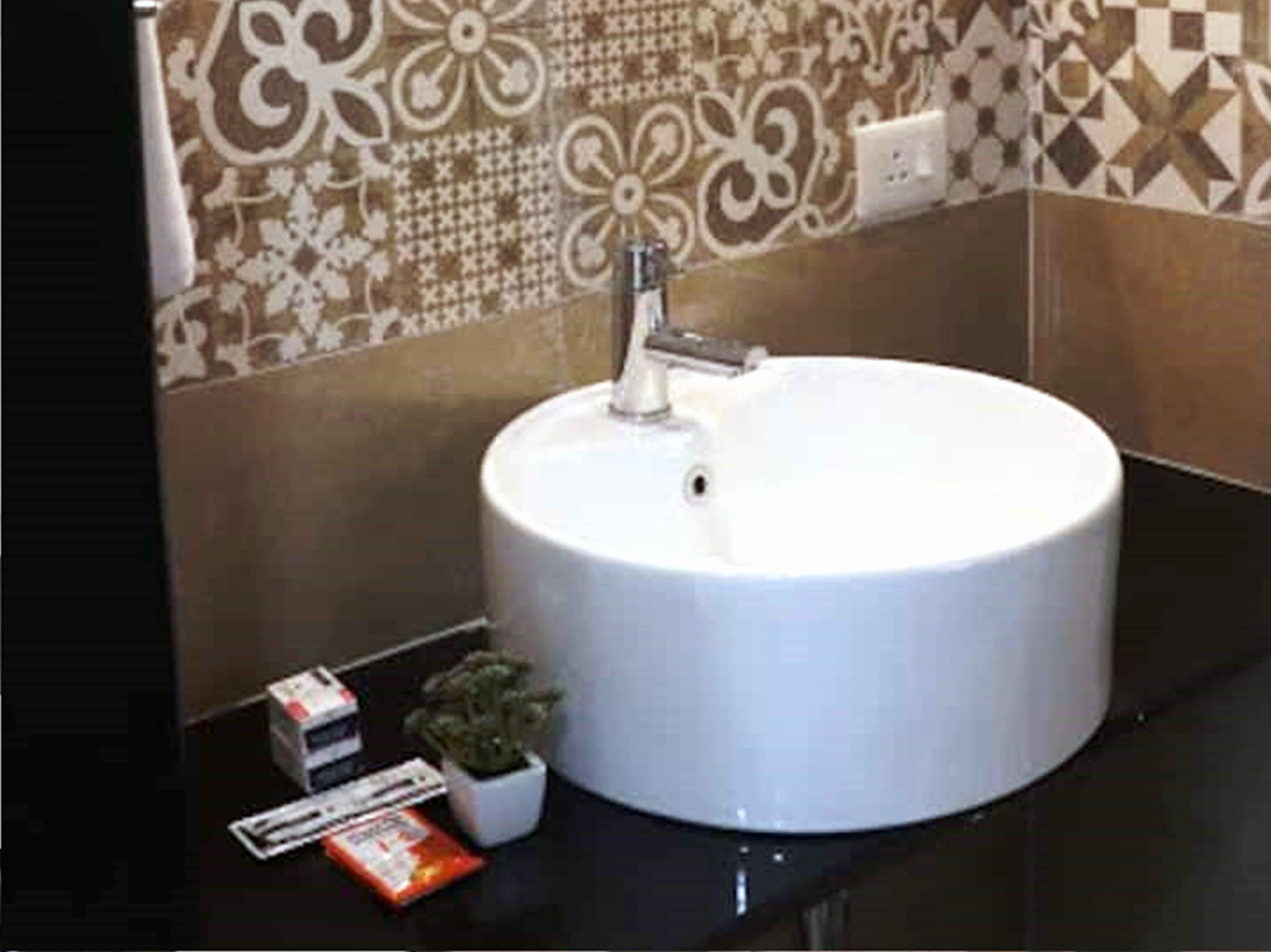 Lavish World Hospitality - Viman Nagar - Tap to explore photos