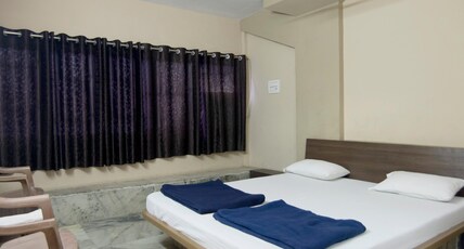 Hotel Madhuvanti Room Type - Deluxe Non AC Room Hotel Madhuvanti Room Type - Deluxe Non AC Room