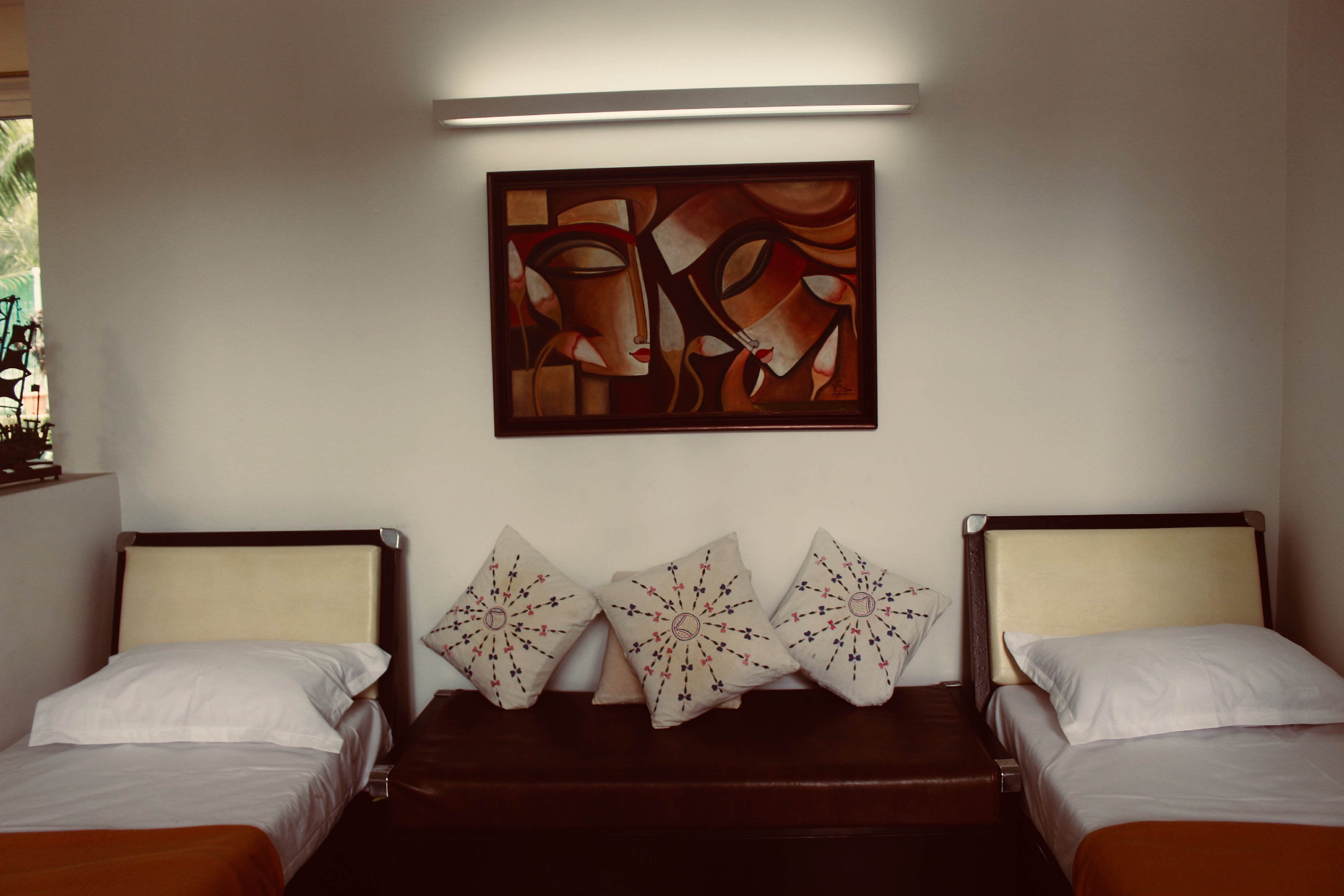 Villa 1959 |Entire 2 BHK Villa - Tap to explore photos