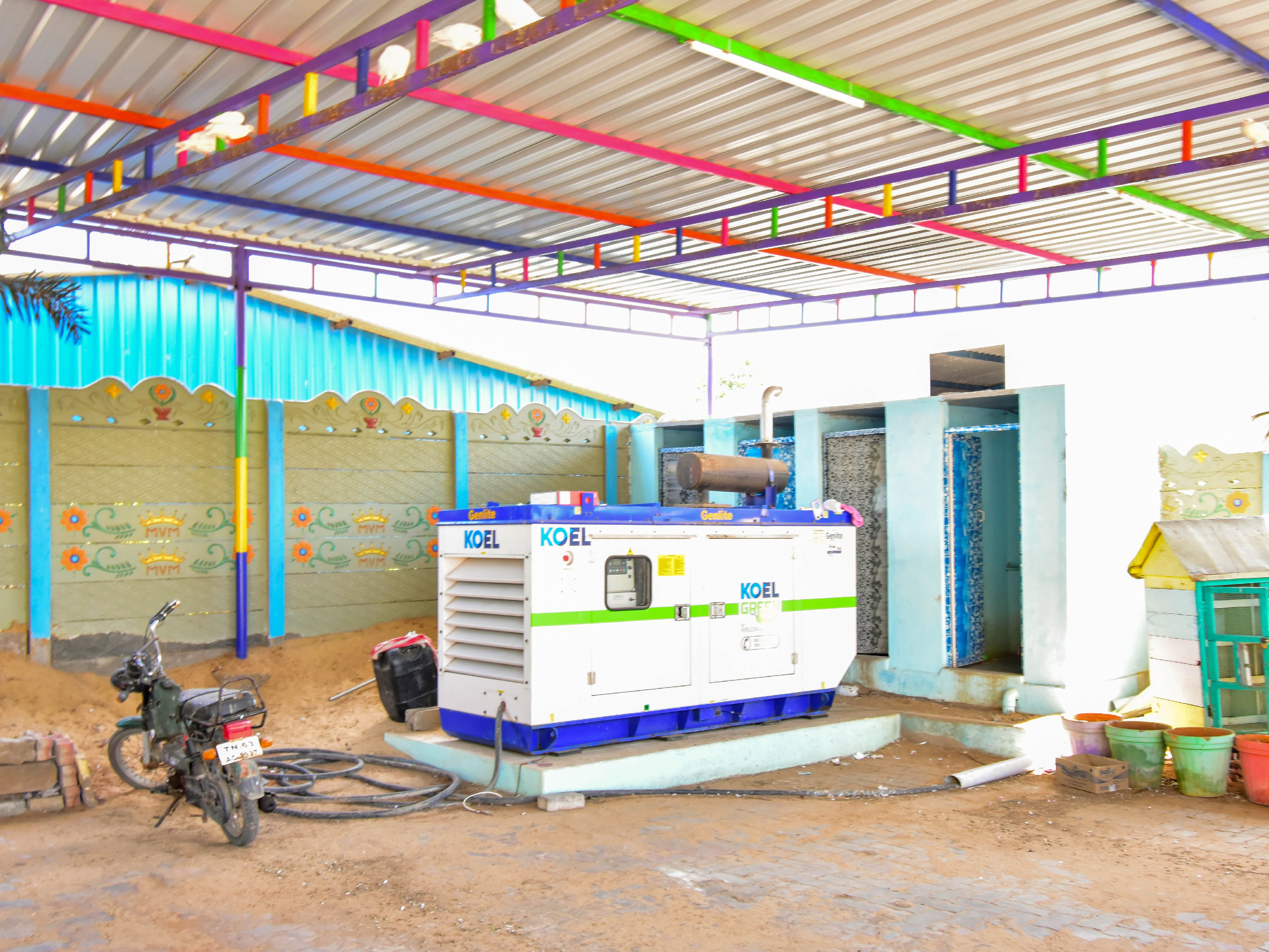 Maruthu Lodge A/C - Tap to explore photos