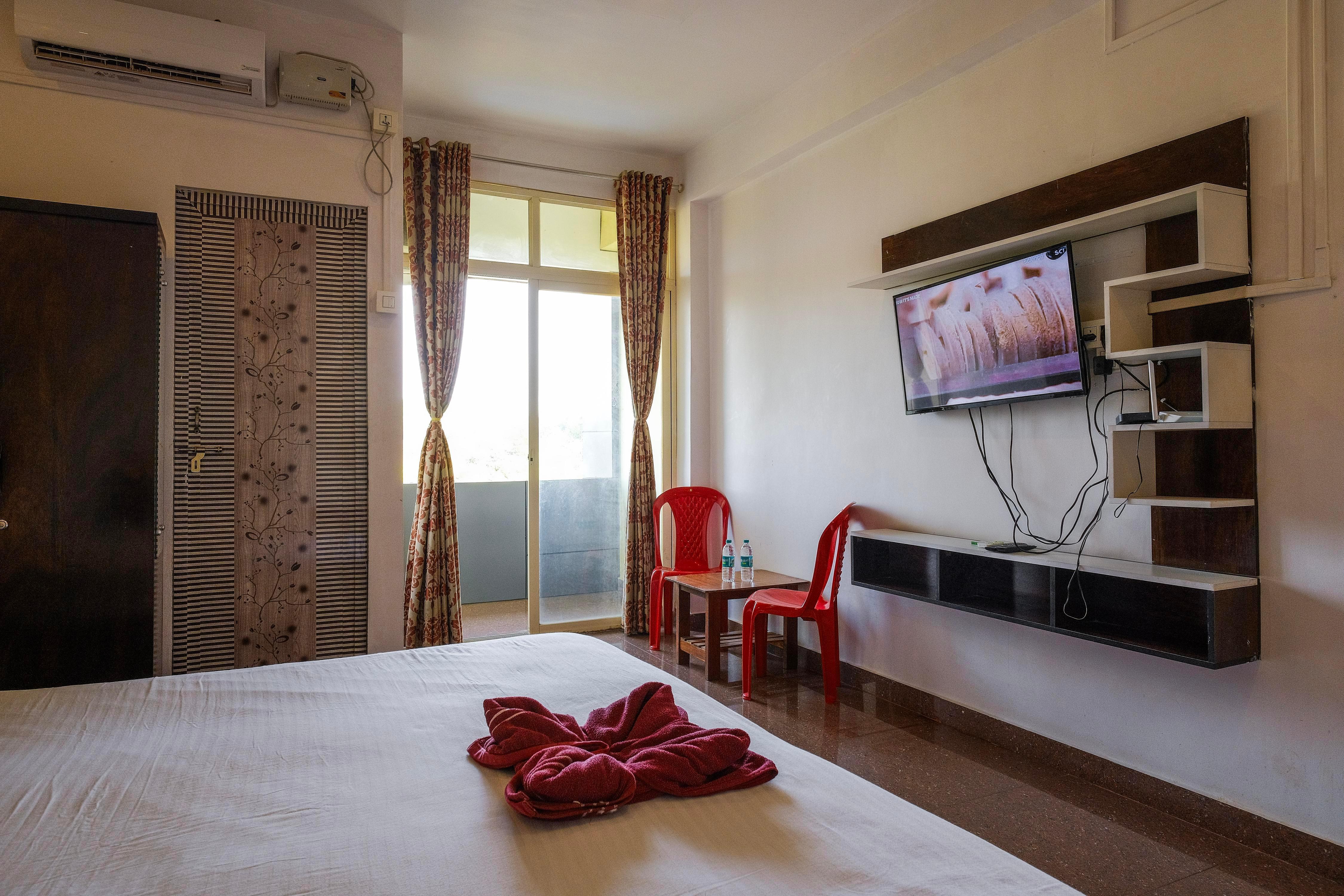 Shanti Krishna Residency | Rooms & Restaurant Room Type - Deluxe AC Room Mountain view balcony
