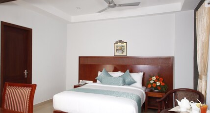 Hotel Olive International Room Type - Deluxe Ac River View Room