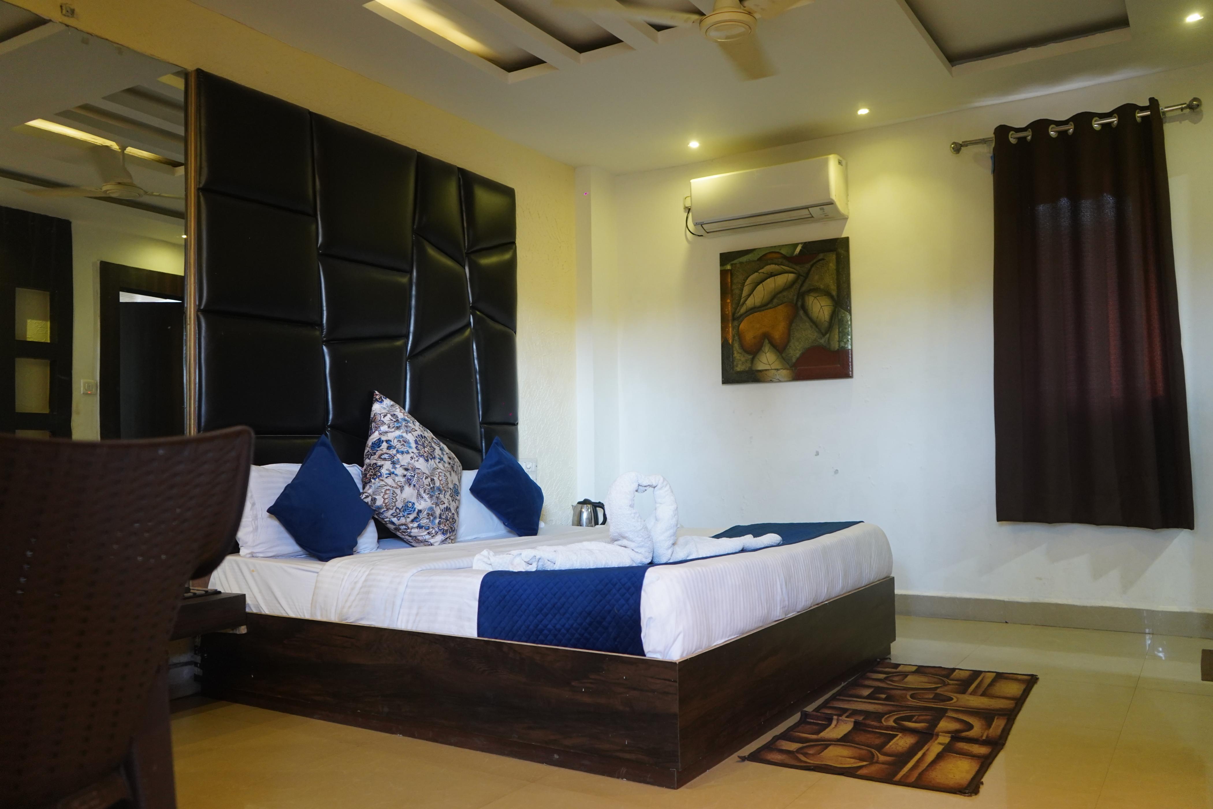 HOTEL KHALSA LAKEVIEW - Tap to explore photos