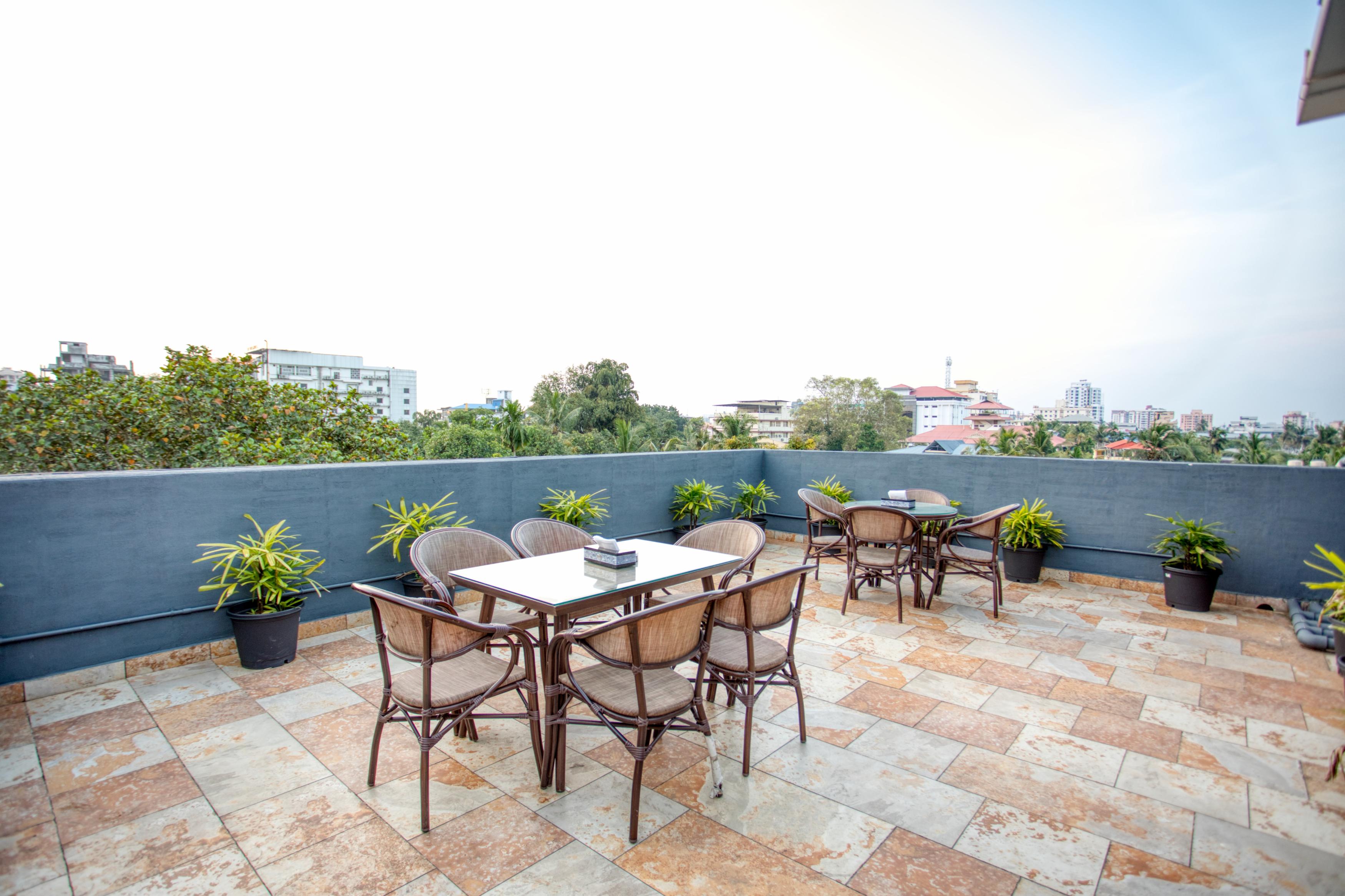 Hotel Span International Cochin - Tap to explore photos
