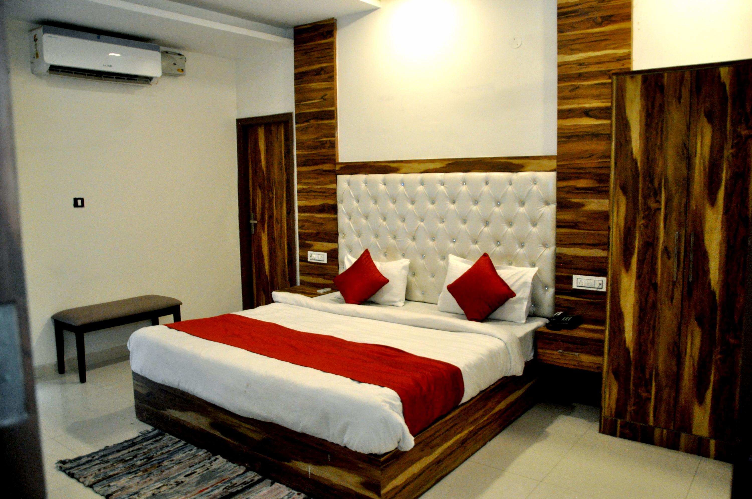 Hotel D Plaza Room Type - PREMIUM ROOM