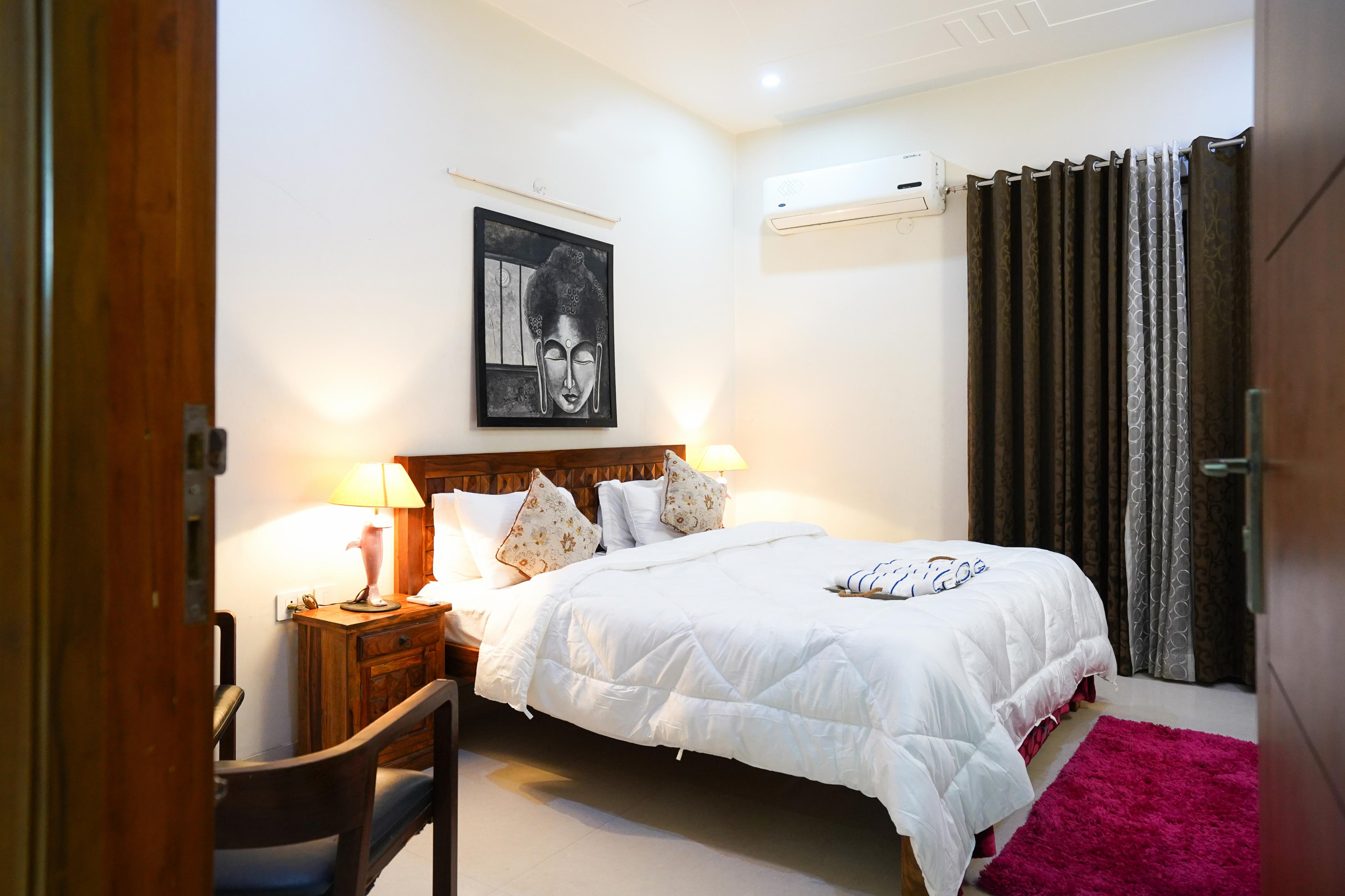 Lime Tree Luxe 3BHK Apartment - Artemis|Medanta - Tap to explore photos