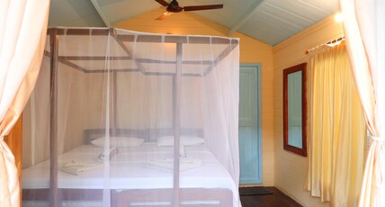 Sea Star Cottages | Rooms & Restaurant Room Type - Garden Hut Sea Star Cottages | Rooms & Restaurant Room Type - Garden Hut