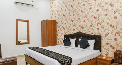 Hotel Seven Inn Room Type - Deluxe Room without City View
