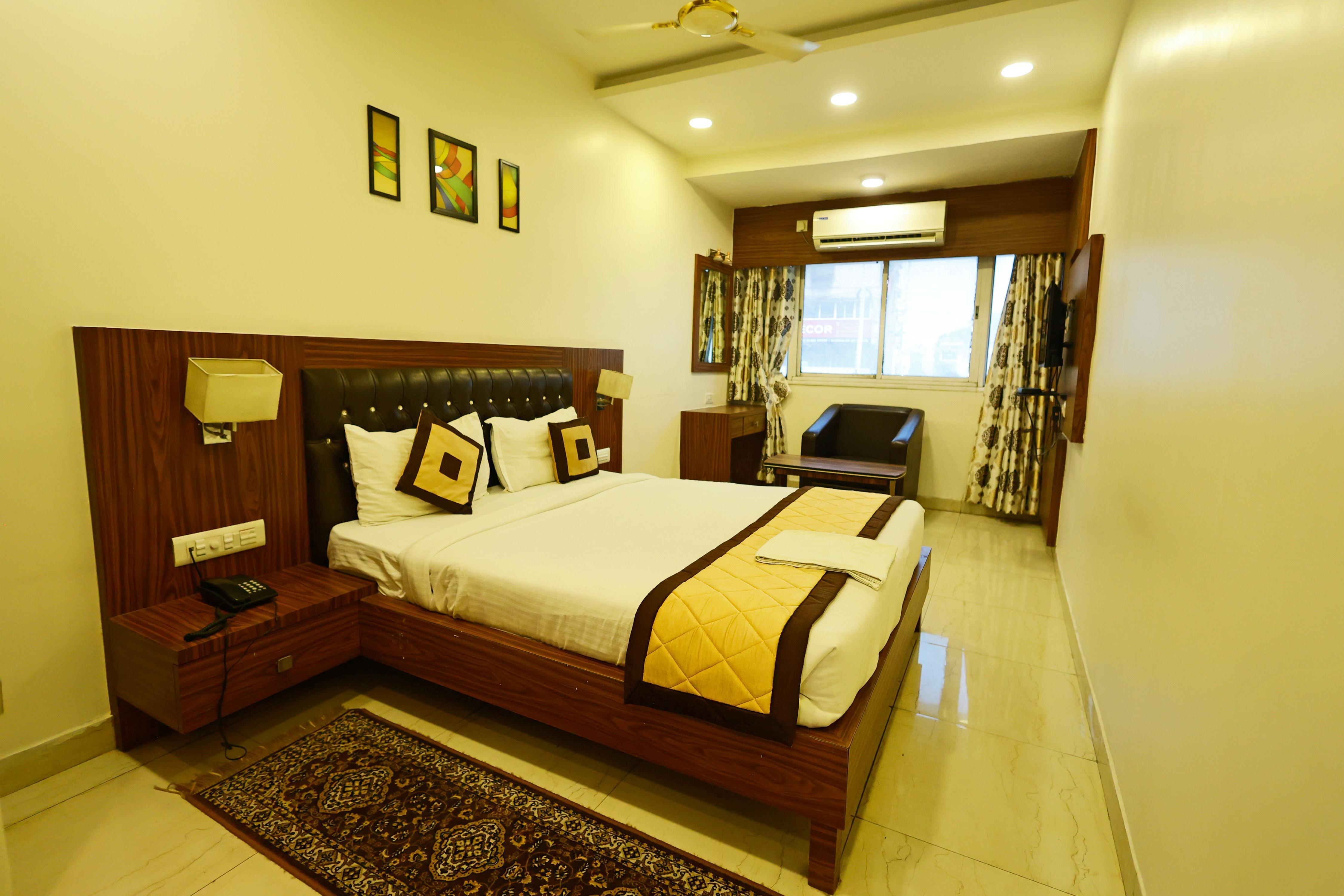 Hotel Minar Galaxy Room Type - Executive Deluxe